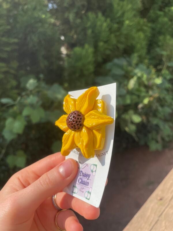 Large Sunflower Magnet - Image 3